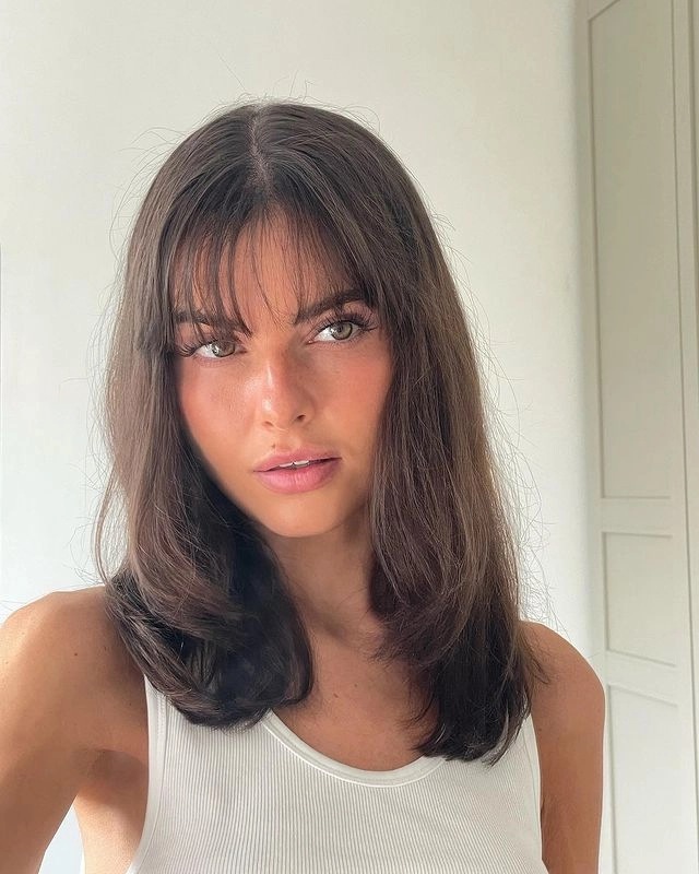 مدل موی Middle part Bangs