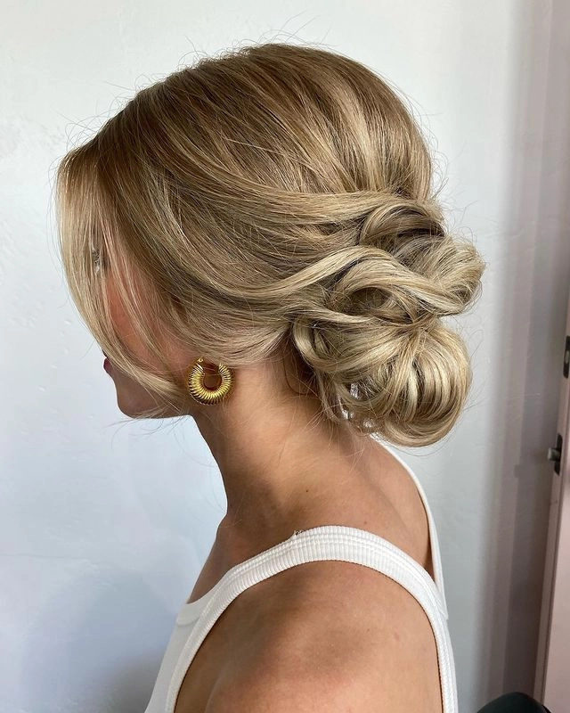 مدل موی چتری Updo With Bangs