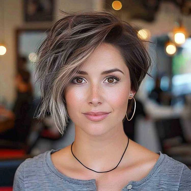 باب نامتقارن (Asymmetrical Bob)
