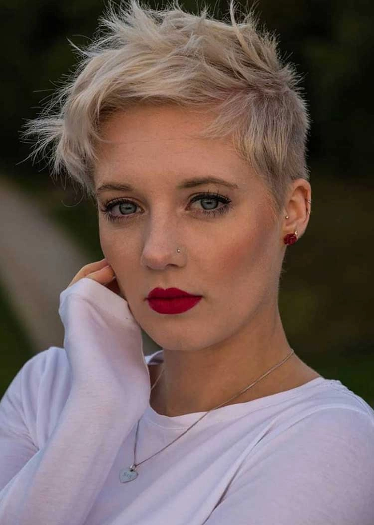 پیکسی شلخته (Messy Pixie)