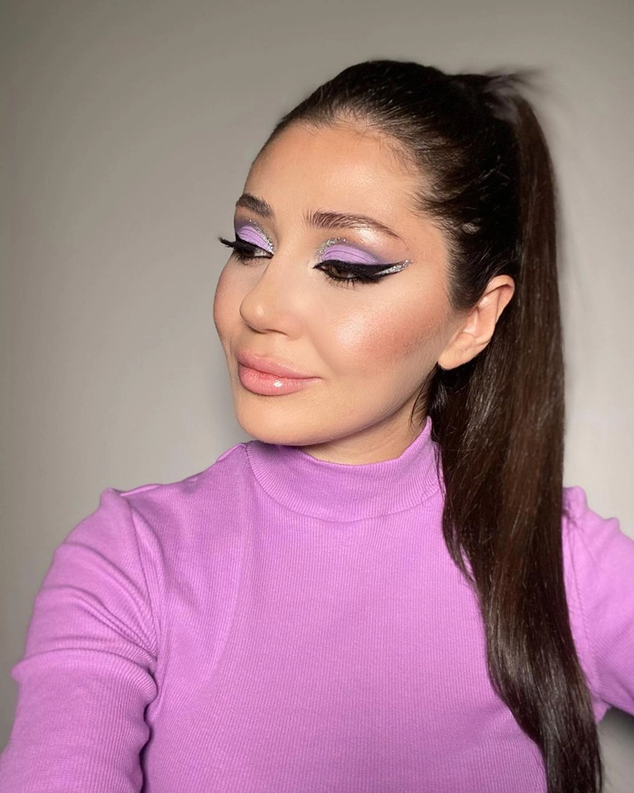 مدل چشم گربهای بنفش (Purple Cat Eye)
