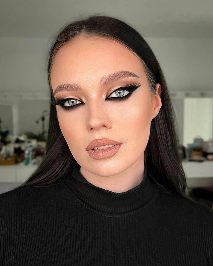 مدل چشم گربهای جسور (Bold Cat Eye)