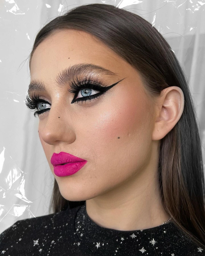 مدل چشم گربهای خاص (Exotic Cat Eye)