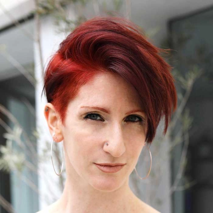 پیکسی کوتاه با چتری بلند (Pixie Cut With Long Bangs)