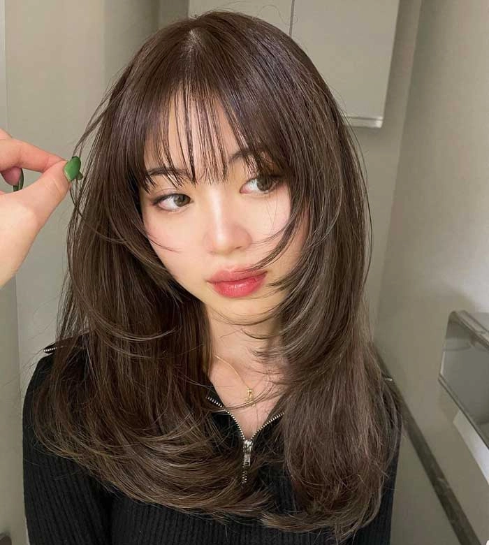 چتری‌های فرقه‌ای (Wispy Bangs)