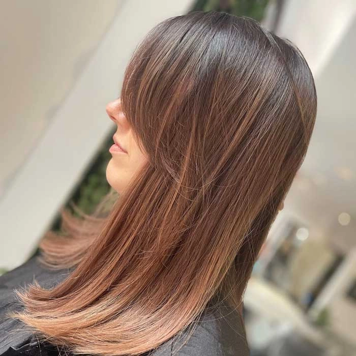 چتری بلند روی موی کوتاه (Long Bangs on Short Hair)