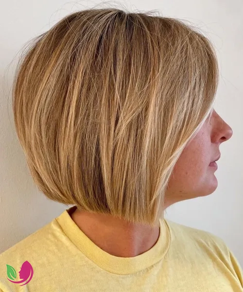 باب بلوند عسلی با لایه‌های ملایم (Honey Blonde Bob with Subtle Layers)