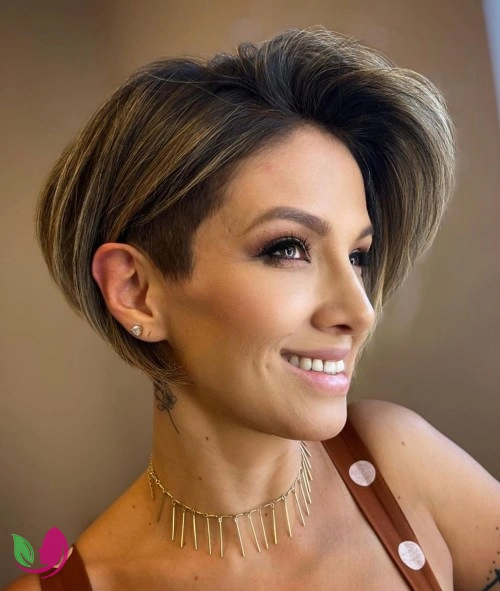 پیکسی مناسب صورت بیضی (Captivating Pixie Cut for Oval Face Shape)
